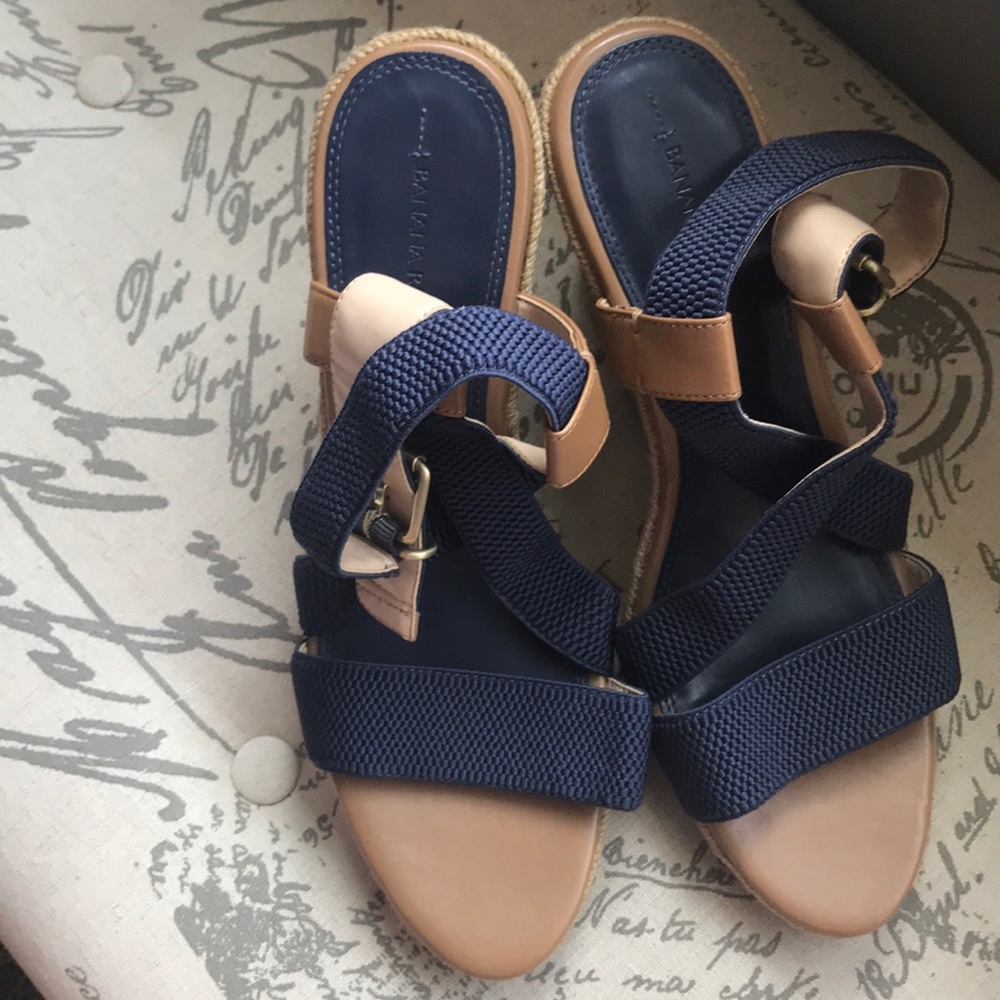 Navy wedges